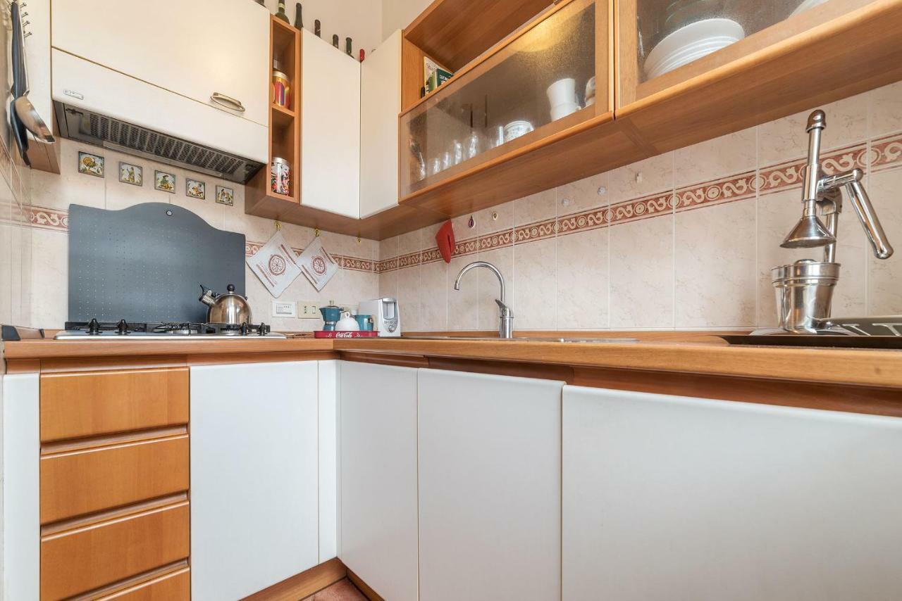Domus Aurea & Colosseo Sweet Flat Roma Ngoại thất bức ảnh